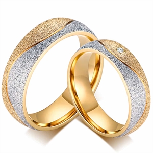 Brusch förgylld ring för förlovning eller bröllop från Promiz